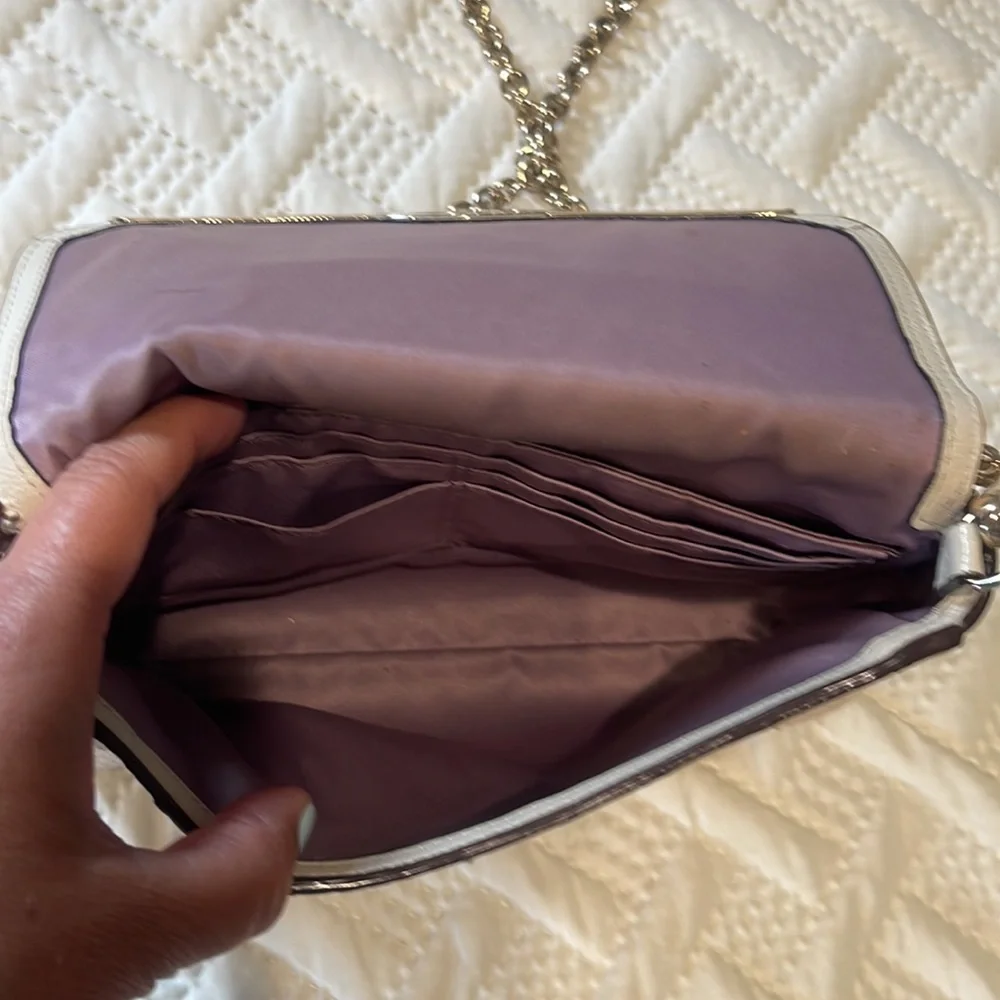 Coach Handbag With Gold Chain Cream with a little mauve mixed in it - Picture 8 of 8